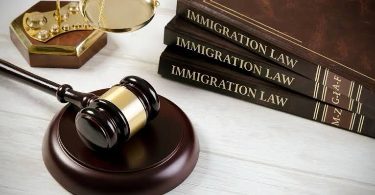 Yabanc�lar ve Vatanda�l�k Hukuku